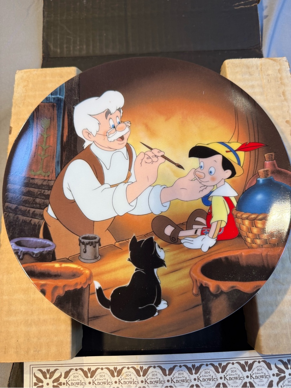 Walt Disney Pinocchio collectors plate NWT COA